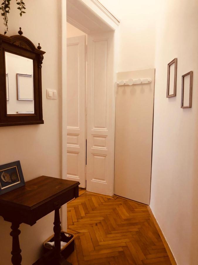 Room 44 Osijek Buitenkant foto